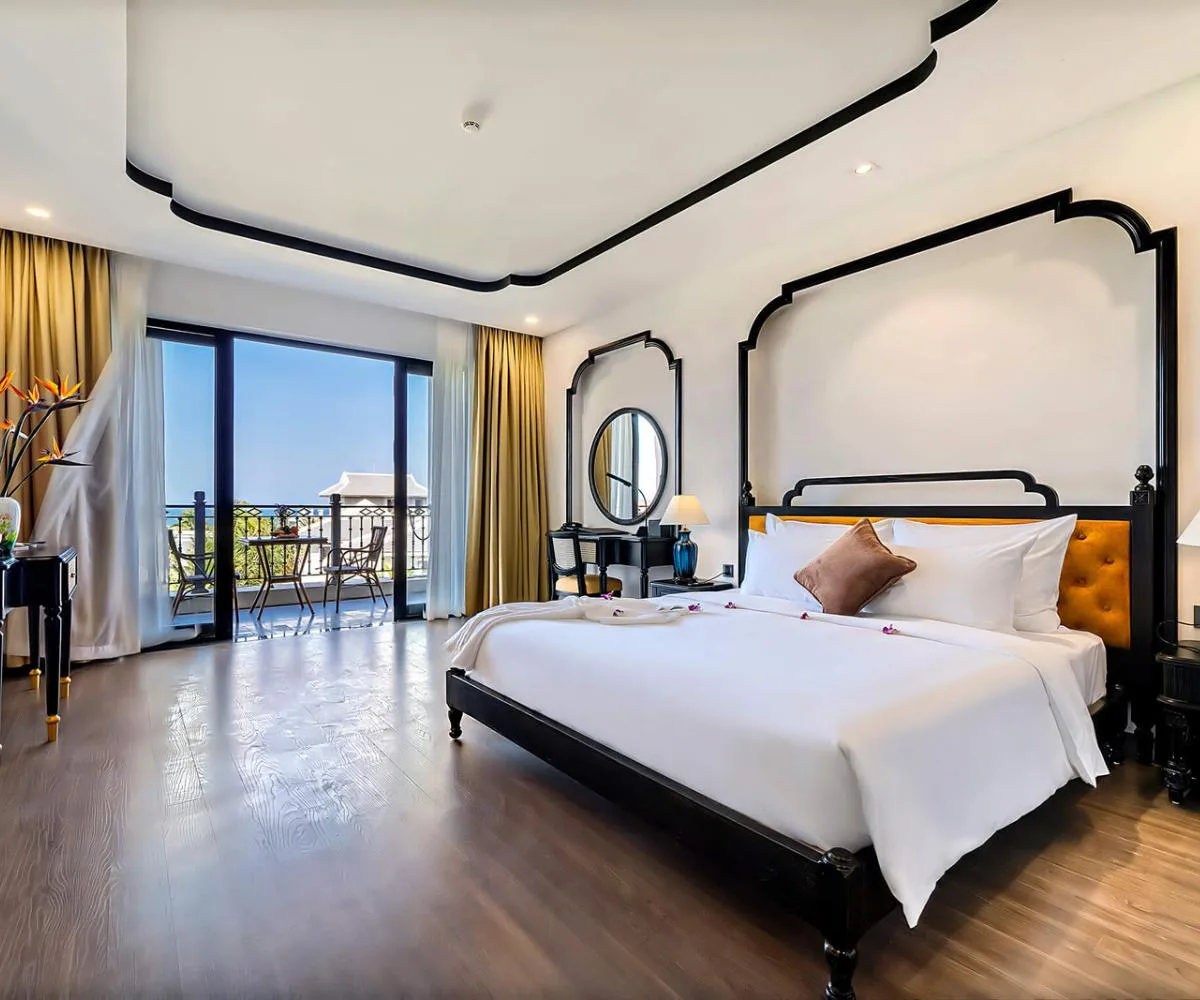 Deluxe Room 4