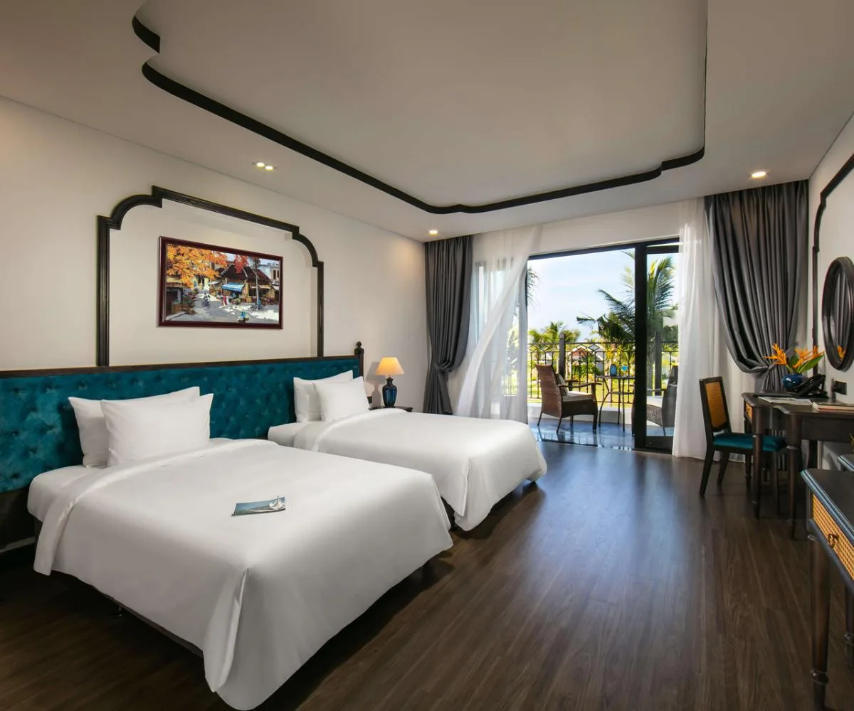 Deluxe Room 7