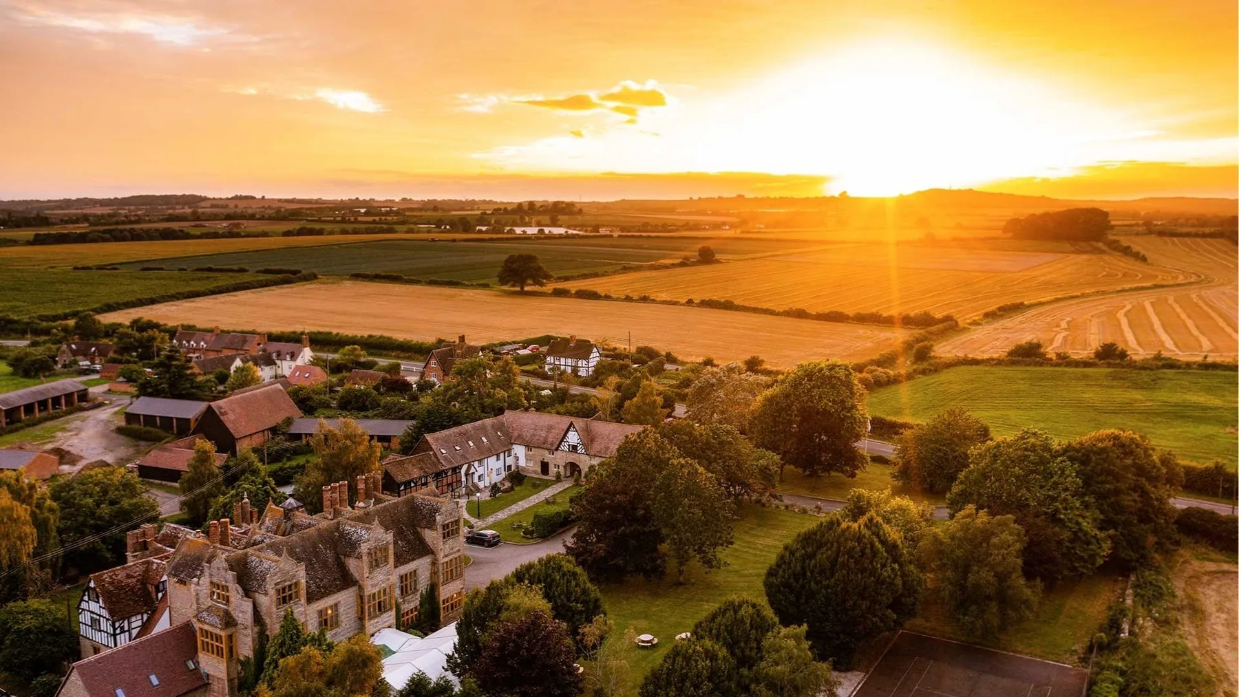 (WP) - Karma Salford Hall 1