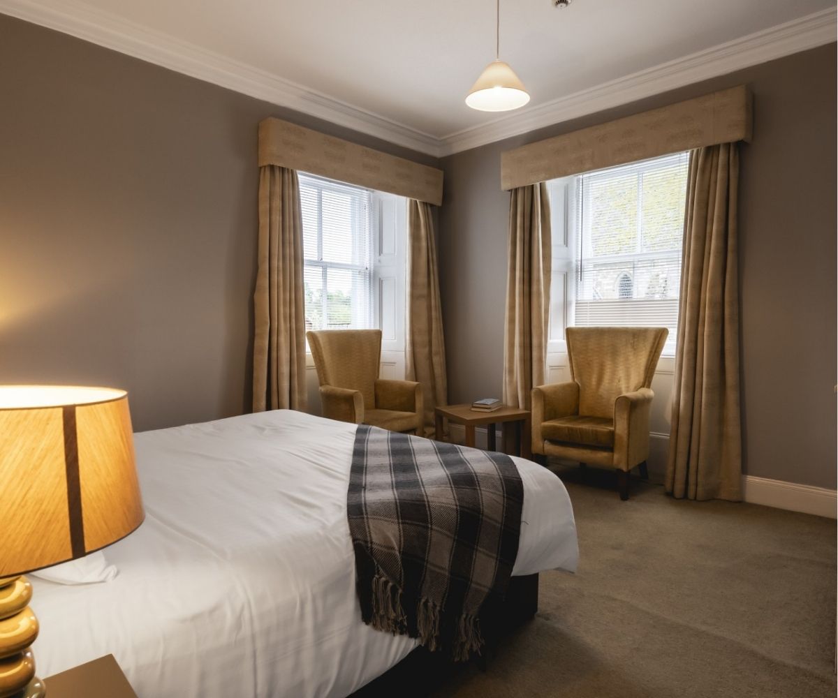 Karma Lake of Menteith - Room 1