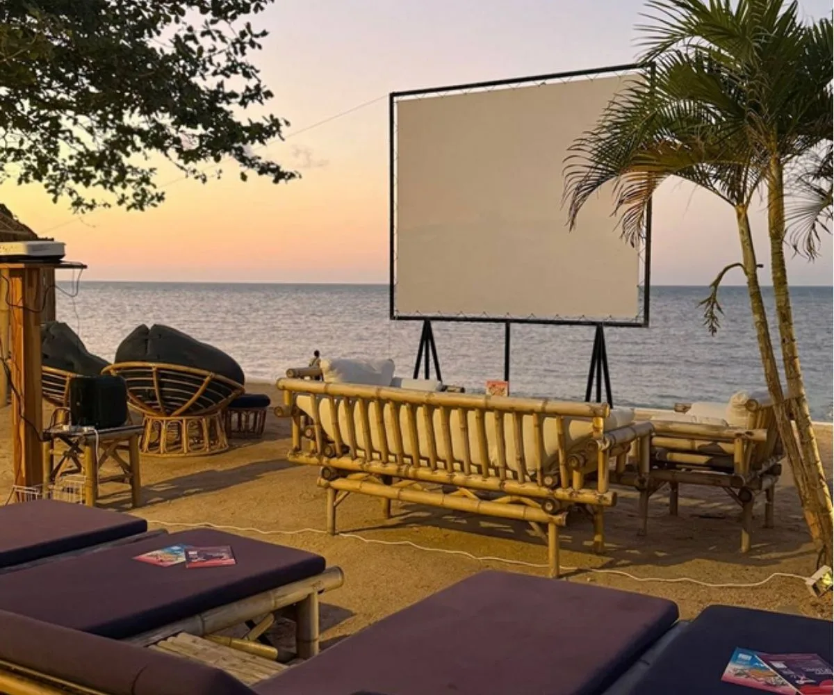 Twin Palms Beach Club 2