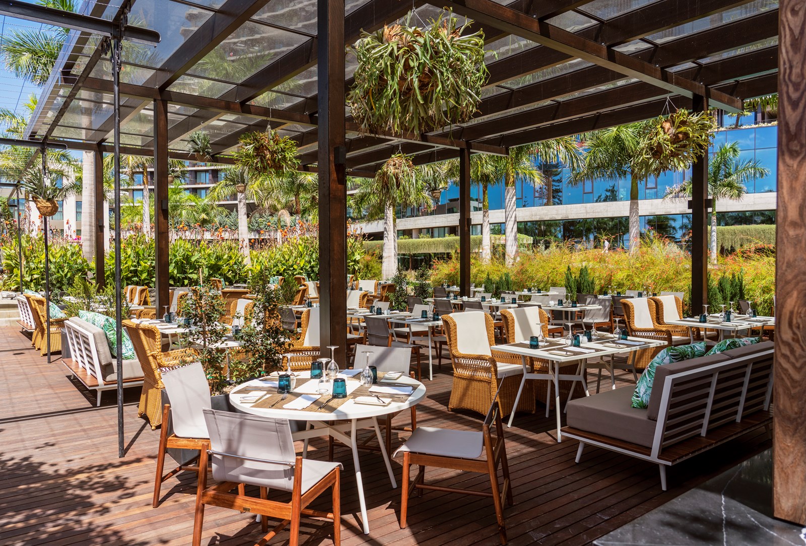 Dining Savoy Palace 1 