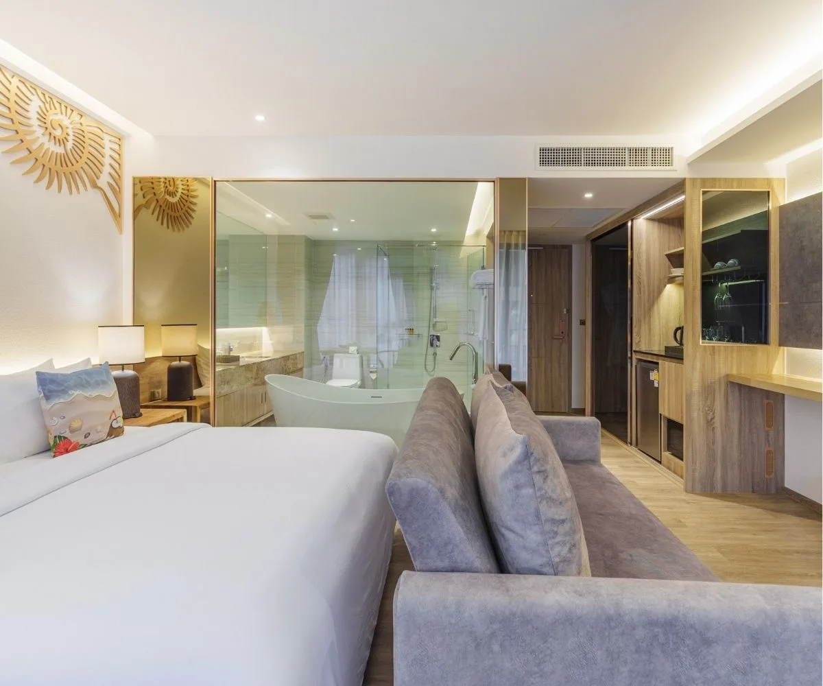 The Marin Phuket - Deluxe Pool view 2