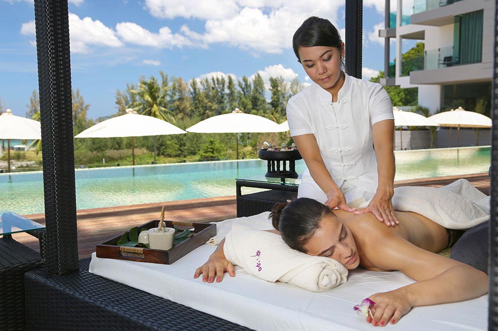 Absolute Twin Sands Resort & Spa